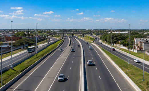 Las dos colectoras de la Autopista Dellepiane completadas y habilitadas para ordenar la circulación en el sur de la Ciudad de Buenos Aires.