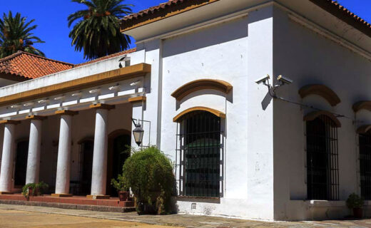 Fachada del Museo Histórico Cornelio de Saavedra, sede de la visita guiada sobre la ballena franca austral.