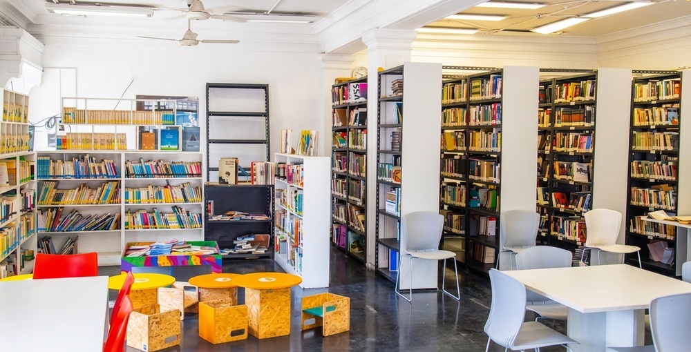 La Biblioteca Joaquín V. González reabre en La Boca tras su renovación, con una jornada gratuita de libros, música y actividades para los vecinos.