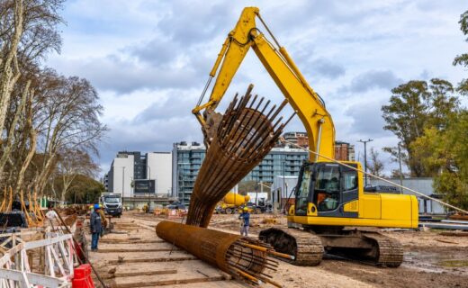 Avenida Lugones tendrá dos cortes totales durante el fin de semana del 16 al 18 de octubre por las obras del Anillo La Pampa, con reducción de calzada fuera de esos horarios.