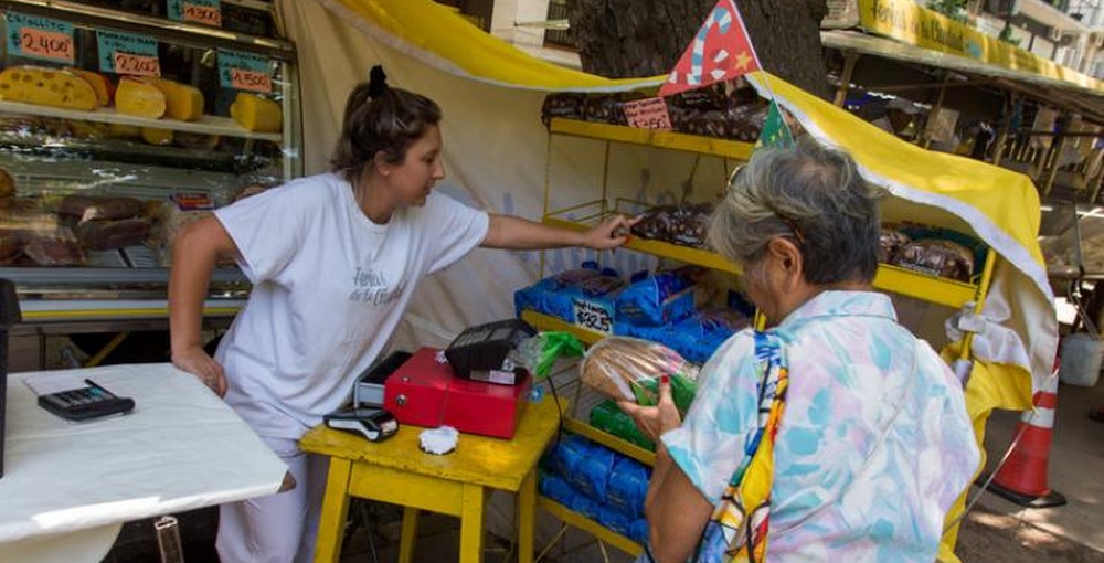 La Feria Migrante llega a Parque Rivadavia, en Caballito, con gastronomía venezolana y artesanías el 17 y 18 de octubre, con entrada gratuita.