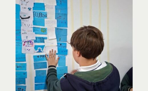 Homenaje a Lionel Messi en las escuelas de CABA, con aplausos y actividades para reflexionar sobre el esfuerzo, la perseverancia y el trabajo en equipo.