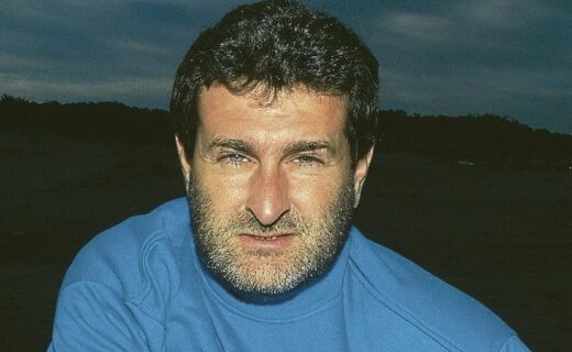José Luis Cabezas será homenajeado en Barracas con su nombre en un tramo de la calle California y una placa conmemorativa en la esquina de Santa Elena.