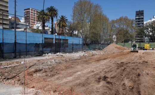 Obras del Parque Ferroviario Urquiza, que incorporará 5.920 metros cuadrados de superficie verde junto al tren Mitre y la cabecera del subte B en Villa Urquiza.