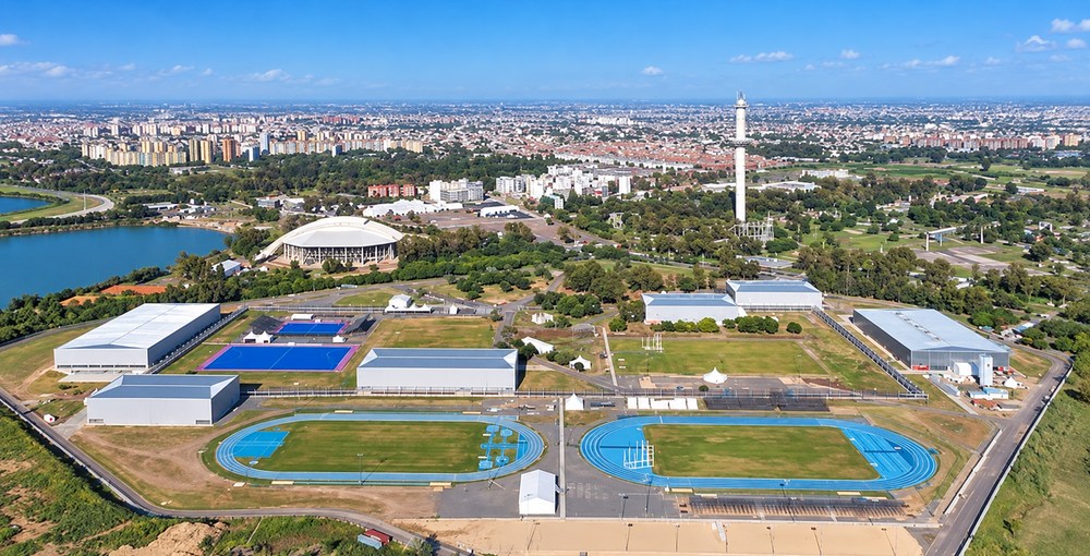 Vista aérea del Parque Olímpico de Villa Soldati, que incorporó una clínica de rehabilitación y un hotel para ampliar sus servicios deportivos y de alojamiento.
