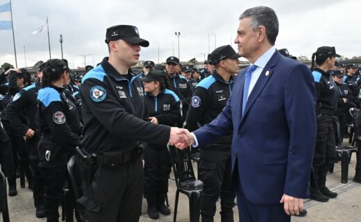 La Policía de la Ciudad incorporó 600 efectivos del programa NICE para reforzar la prevención en los barrios porteños, en un acto encabezado por Jorge Macri.