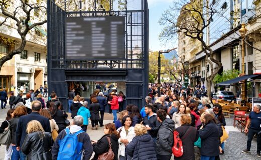 Vení al Teatro ofrece descuentos del 60% al 90% en espectáculos porteños durante los martes de octubre, mediante bonos adquiridos en Tickets BsAs frente al Obelisco.